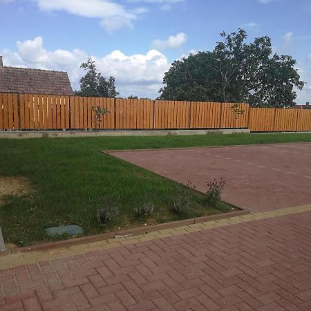 Levendulas Haz Becsehely Екстер'єр фото